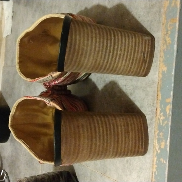 Sam Edelman size 8 / 5  M - Picture 3 of 8